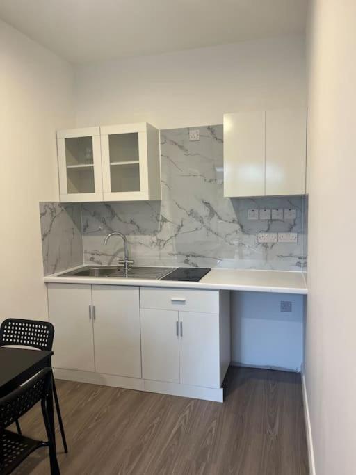 شقة Deerpark Semi Sleeps 8 With Sofa Bed كاشيل المظهر الخارجي الصورة