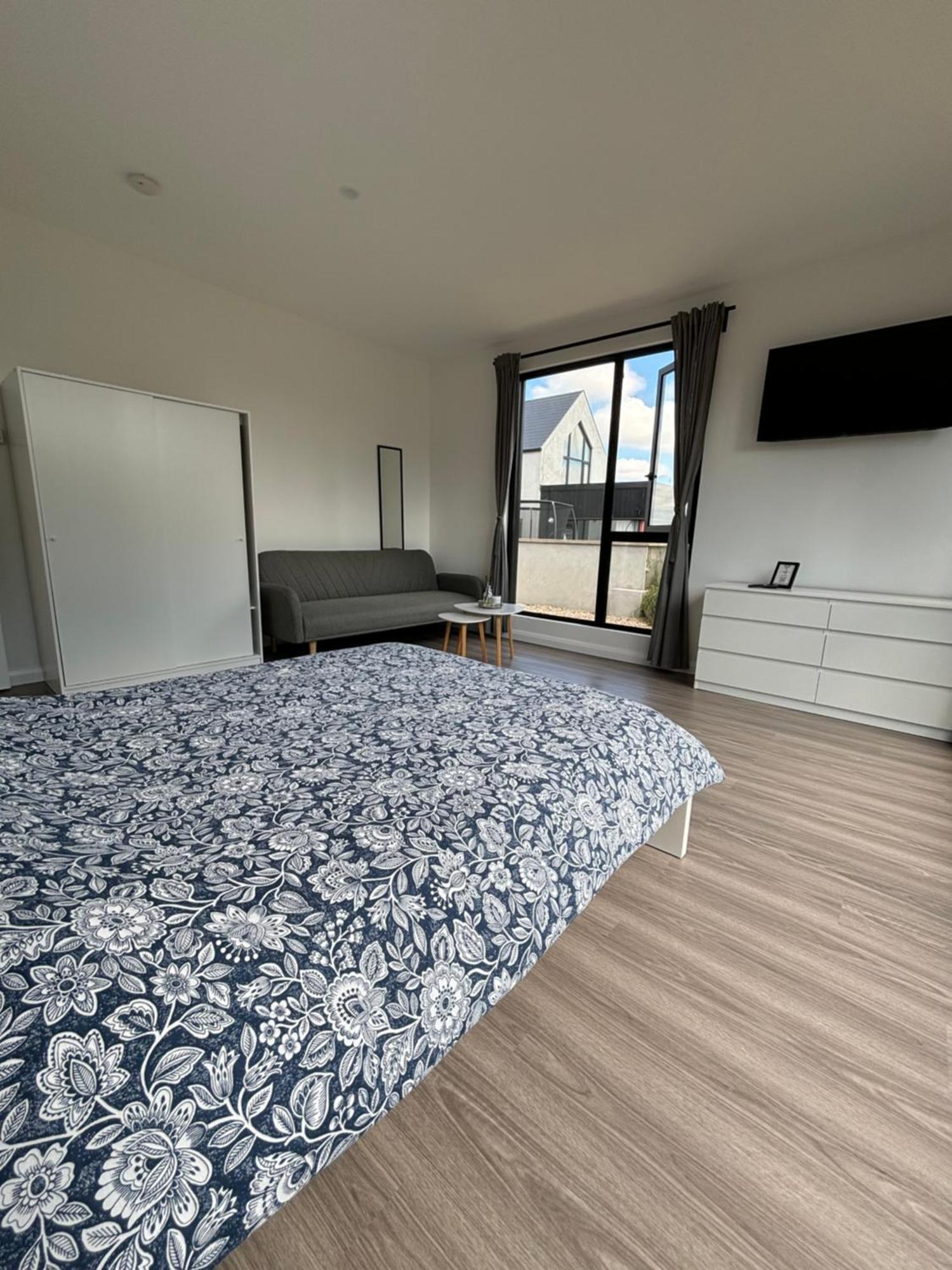 شقة Deerpark Semi Sleeps 8 With Sofa Bed كاشيل المظهر الخارجي الصورة